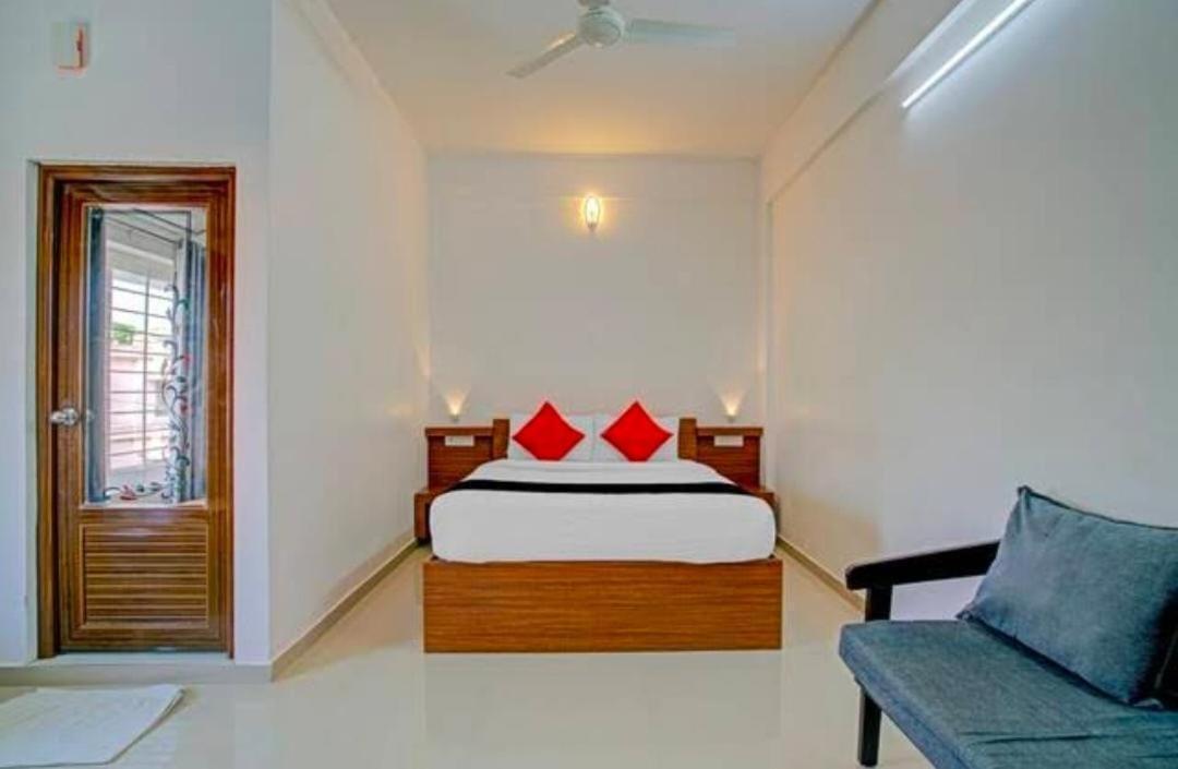 Phoenix Holidays Kochi Kültér fotó