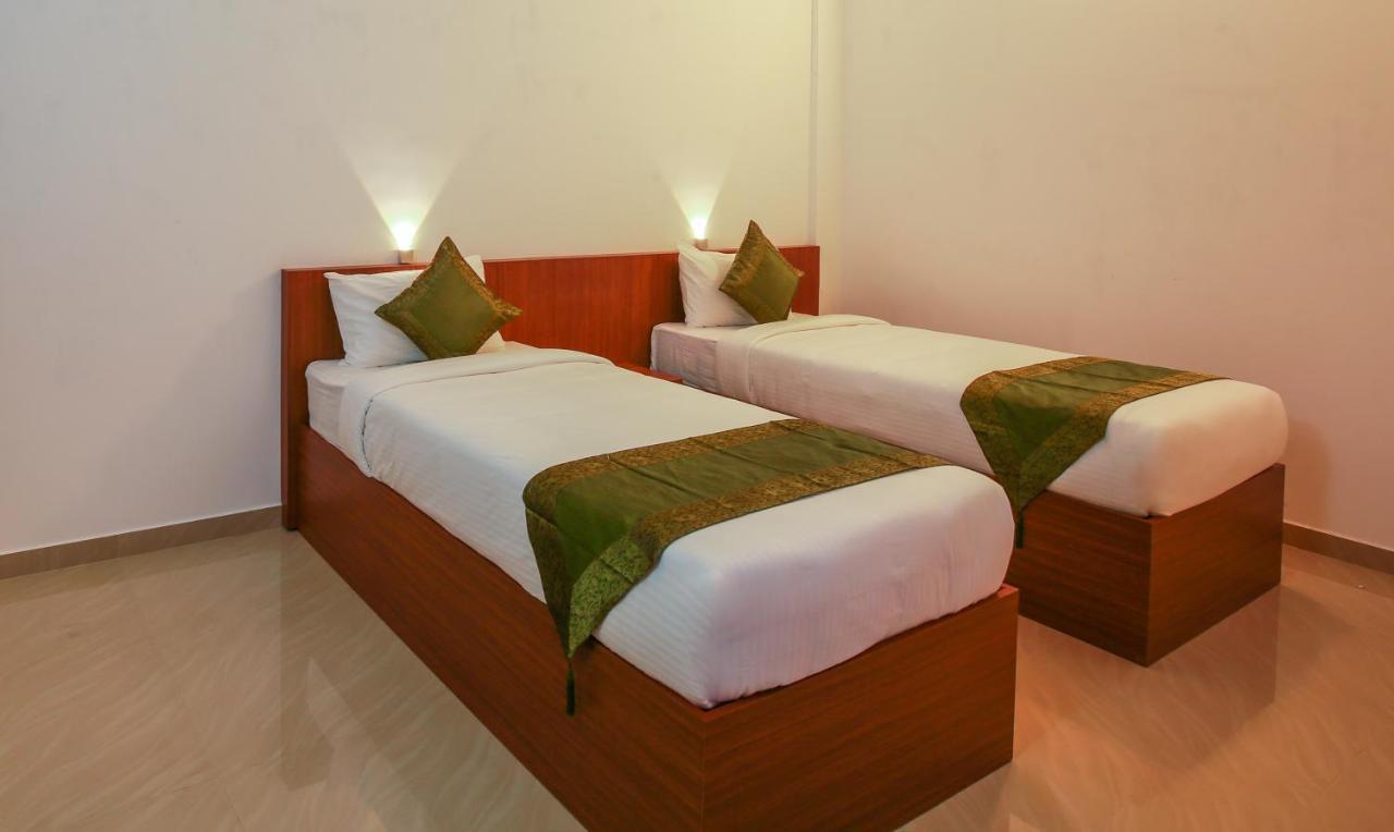 Phoenix Holidays Kochi Kültér fotó