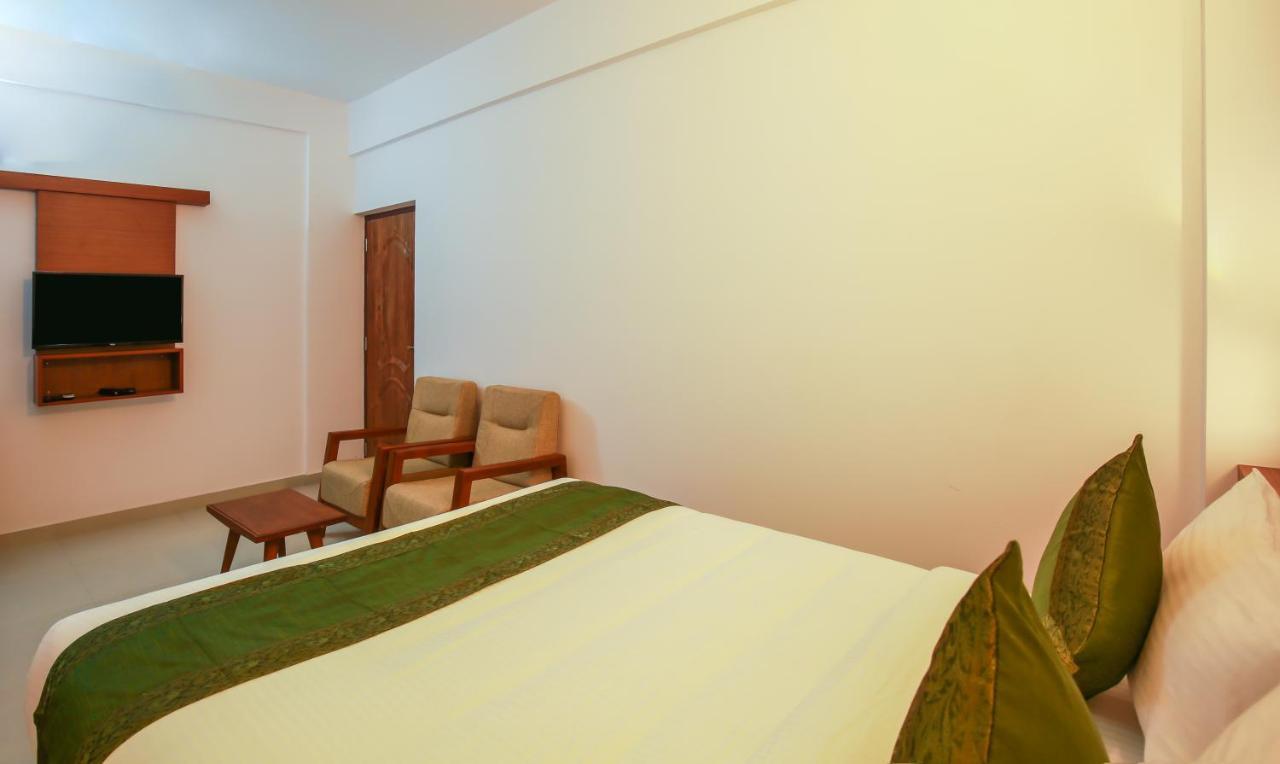 Phoenix Holidays Kochi Kültér fotó